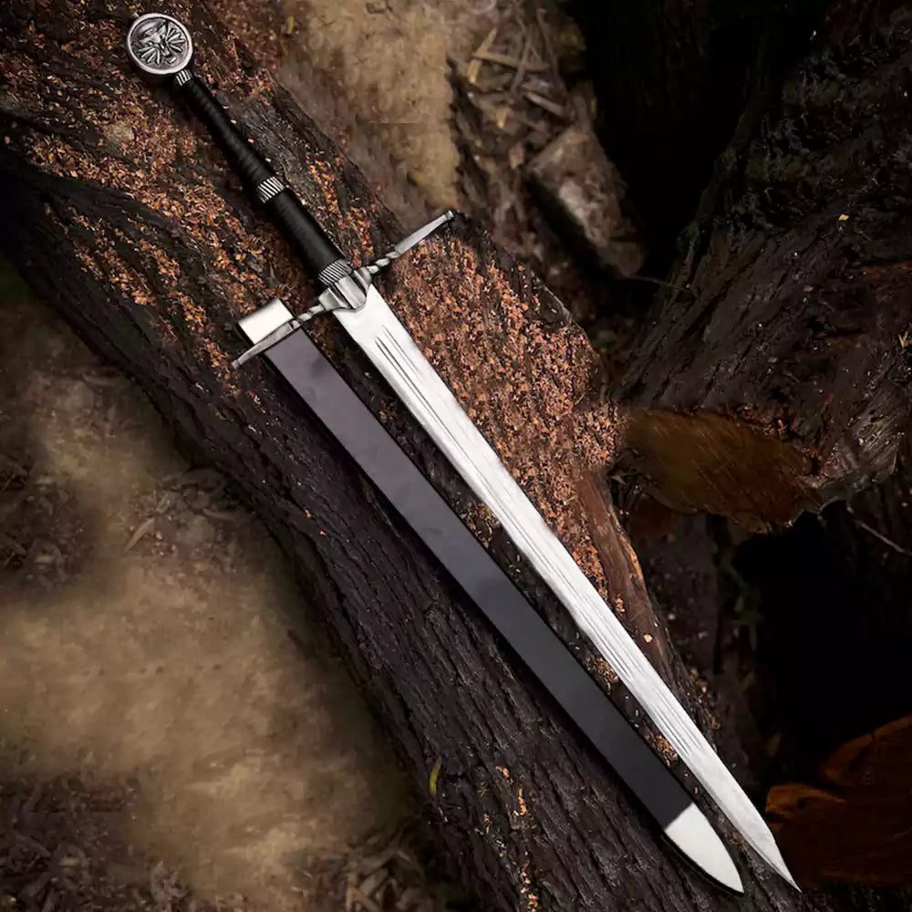 Witcher Sword 01 – Silver Fantasy Blade with Scabbard Replica - Image 2