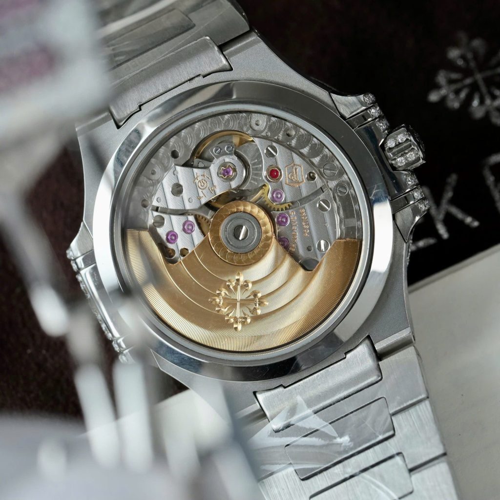Đồng Hồ Patek Philippe Replica 11 Nautilus Haute Joaillerie 7118 Độ Full Moissanite 35 (2)