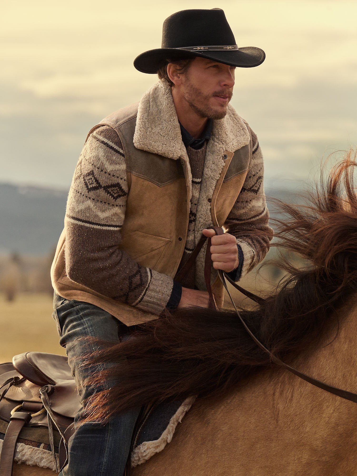 Mustang Sheepskin Vest - Image 5