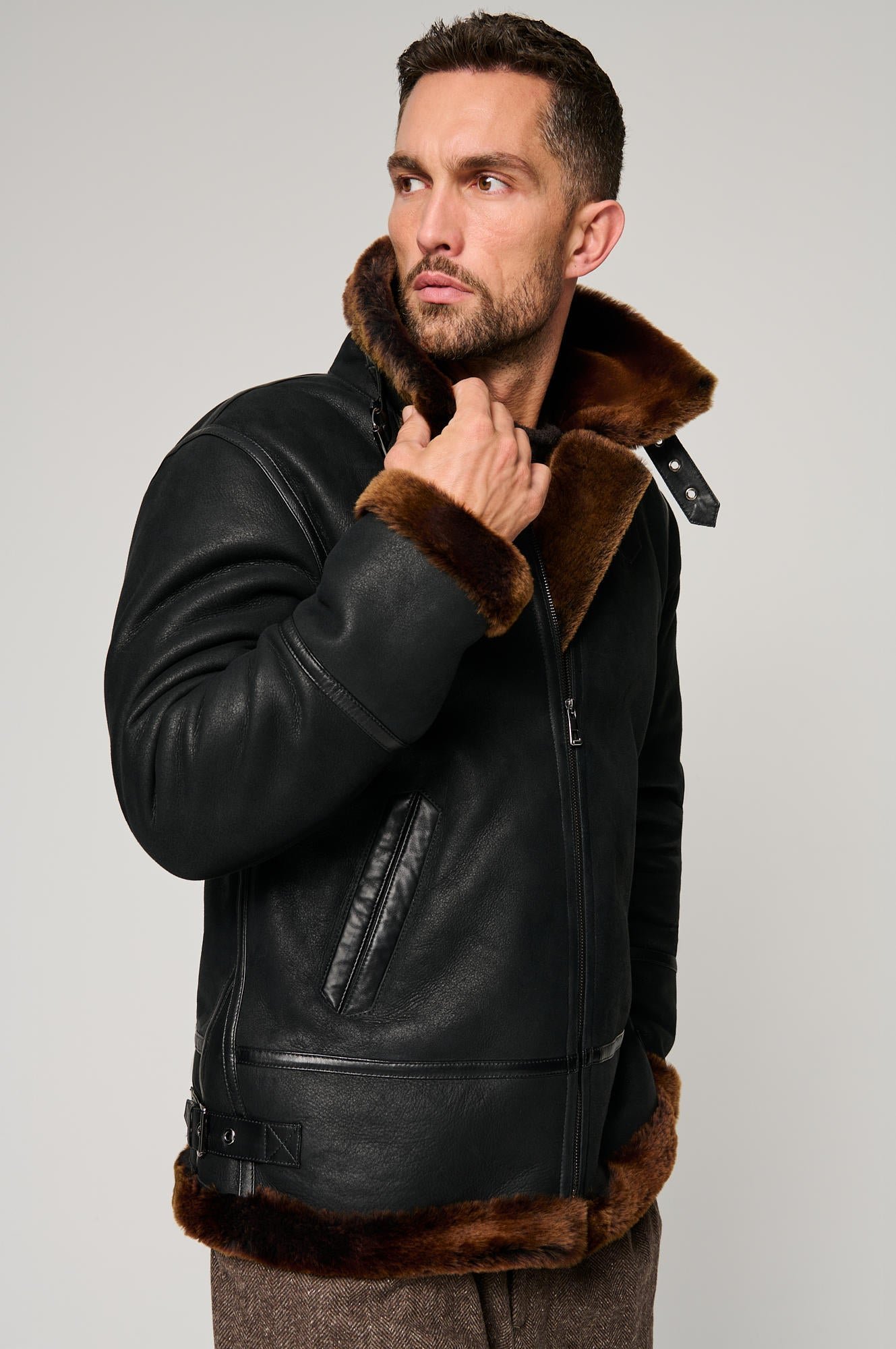 Jason Sheepskin B-3 Bomber Jacket - Image 5