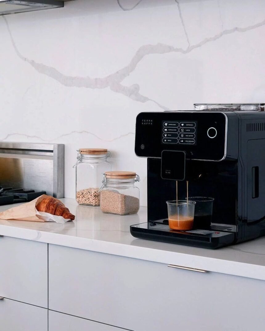 Terra Kaffe TK-01 Espresso Machine – Black - Image 2