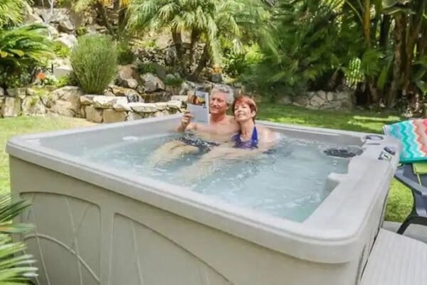 Lifesmart Bahama (LS350DX) 5-Person 28-Jet Plug and Play Spa - Image 9