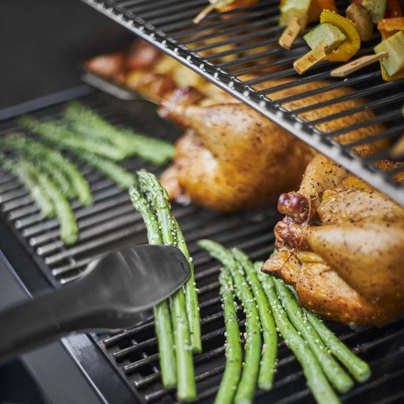 Weber SmokeFire EX6 Wood Fired Pellet Grill – Black - Image 7