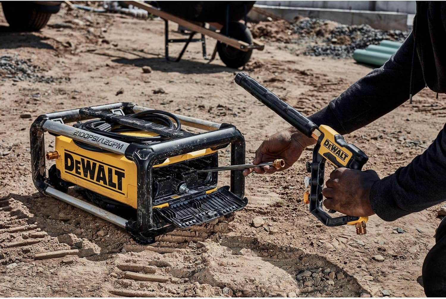 DEWALT Electric Pressure Washer, 2100 PSI, Jobsite Power Washer (DWPW2100) Yellow - Image 5