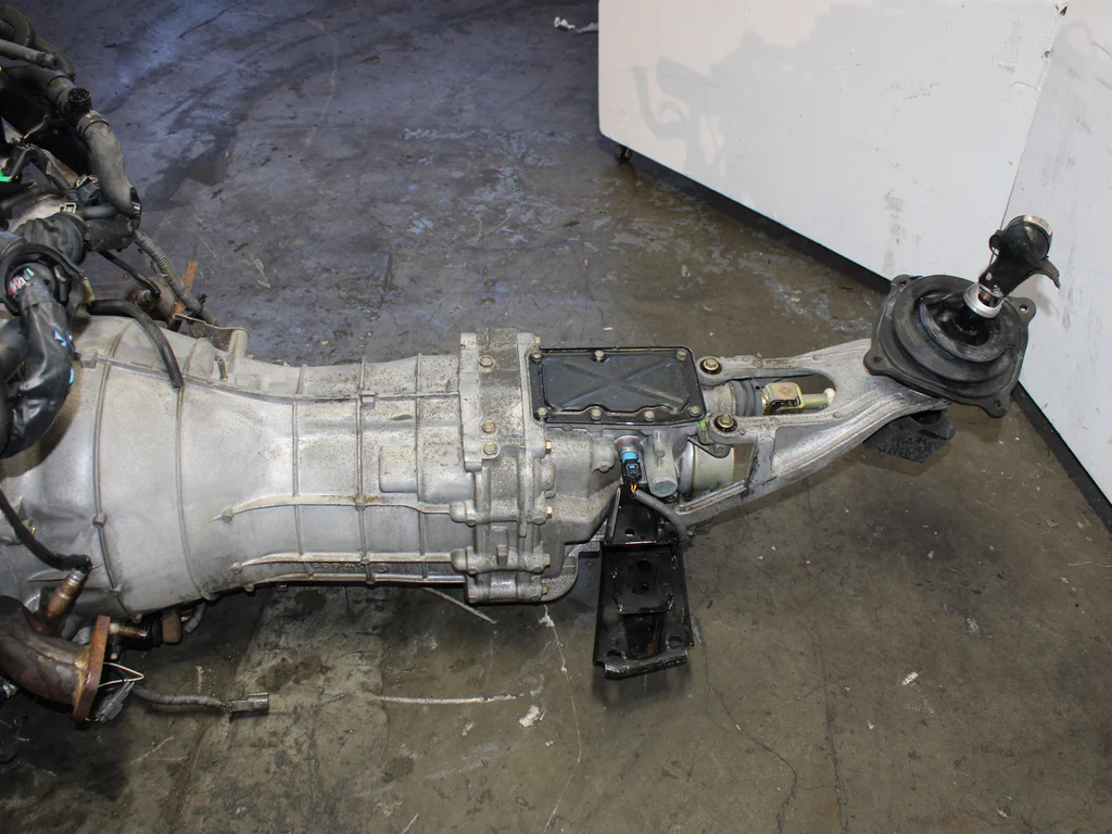2005-2006 Nissan 350z Motor 6 Speed Manual Transmission VQ35DE Rev Up 3.5L 6 Cyl Engine - Image 14