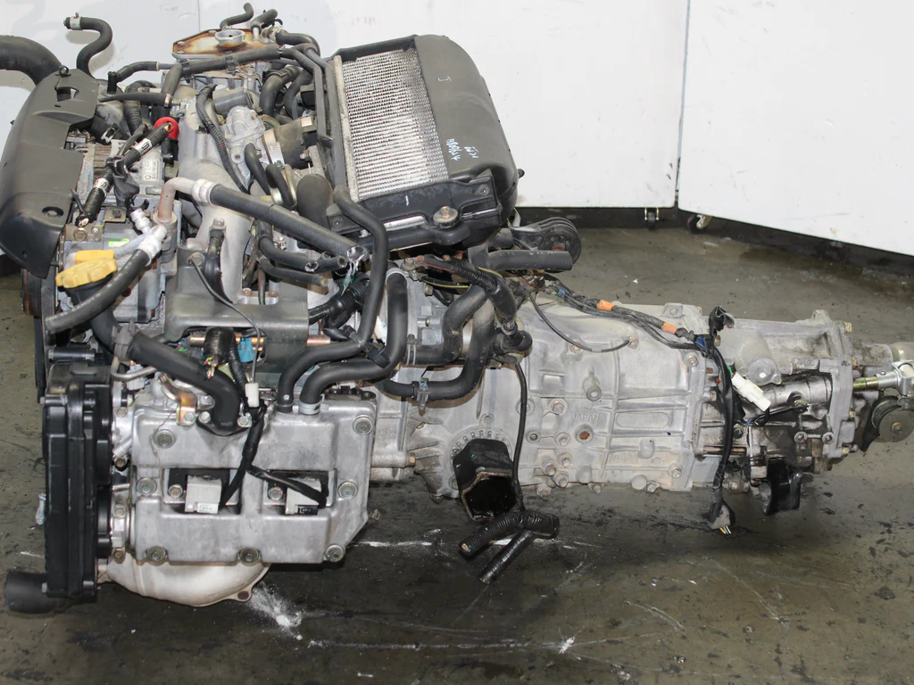 JDM 2002-2005 Subaru Impreza WRX Motor EJ205 Manual Transmission 2.0L 4 Cyl Engine - Image 8
