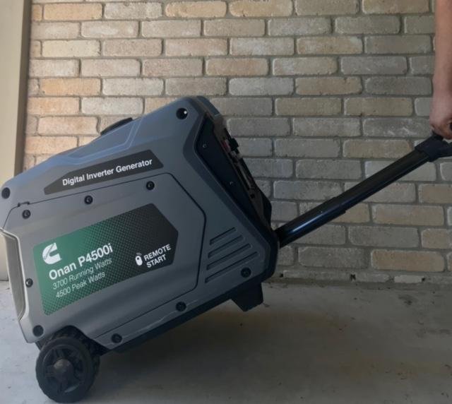 Cummins P4500i 3700W/4500W Onan A058U955 Remote Start Portable Gas Inverter Generator New - Image 4