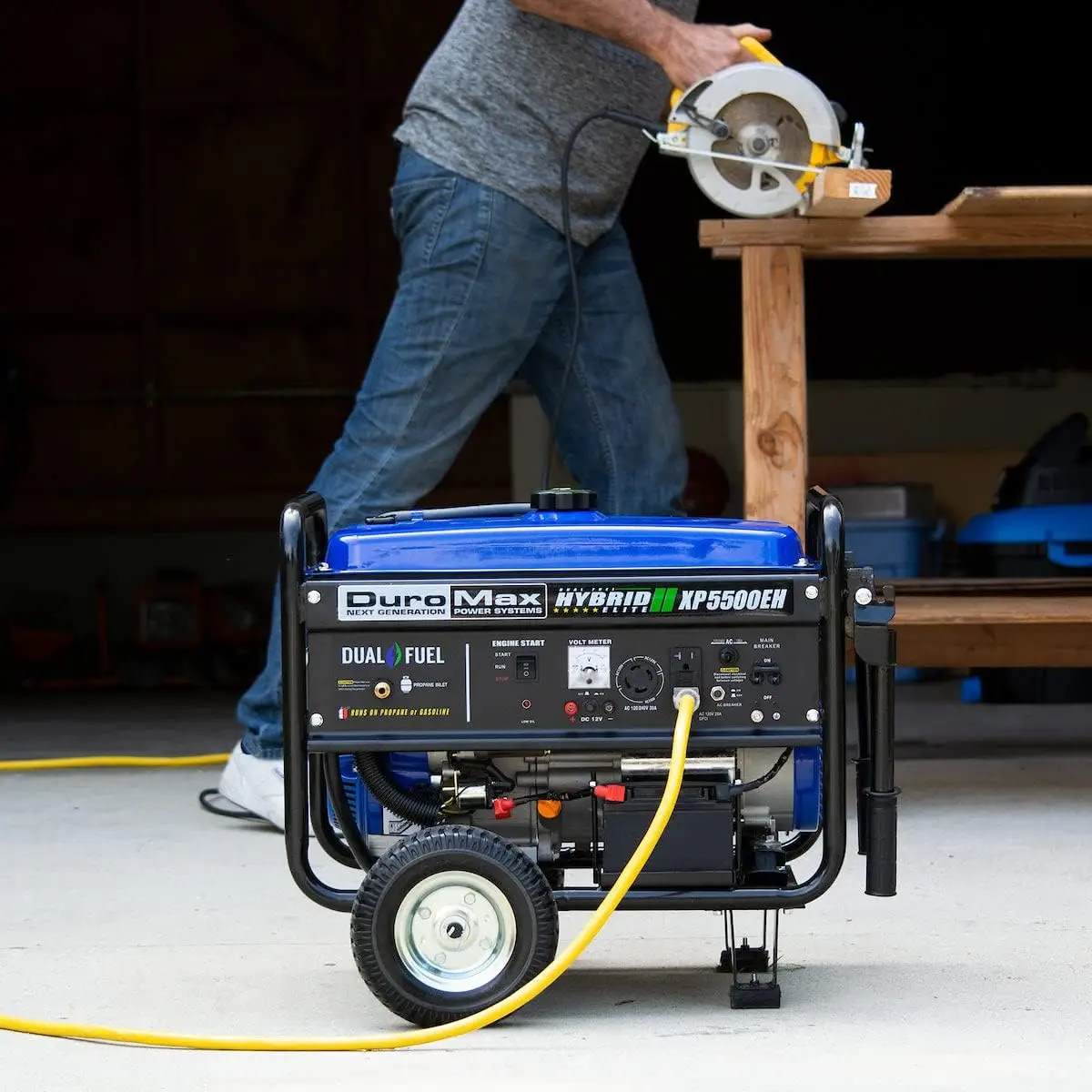 DuroMax XP5500EH 5,500 Watt Portable Dual Fuel Generator - Image 2