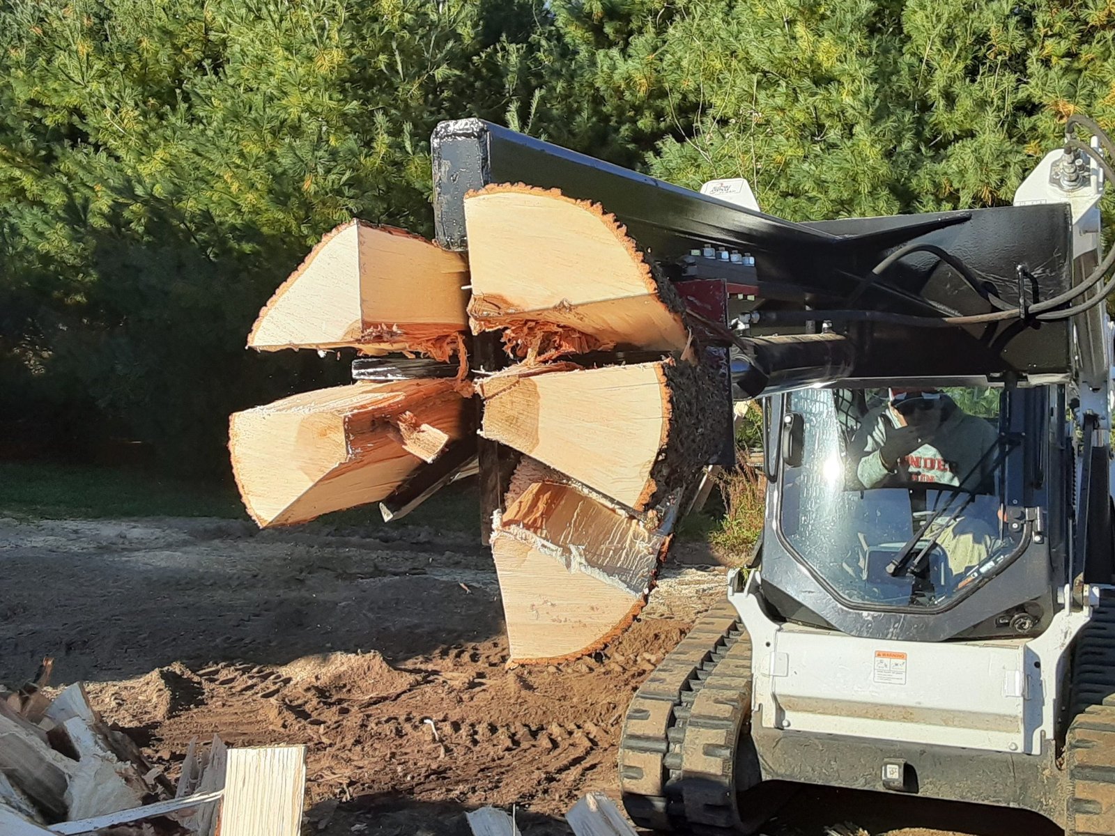 30 Ton Upside Down Skid Steer Log Splitter Attachment 6 Way Wedge (SSUD30-6Way) - Image 2