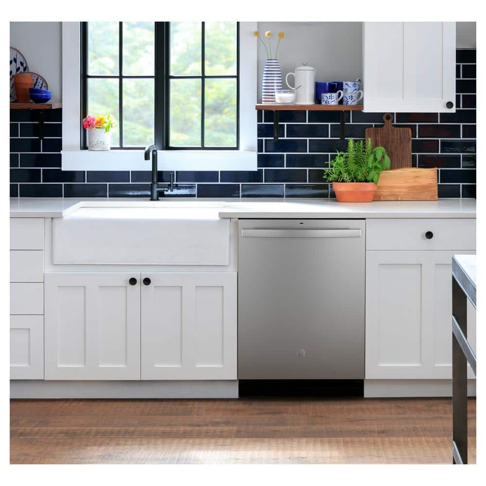GE 24 in. Fingerprint Resistant Stainless Steel Top Control Built-In Tall Tub Dishwasher with Dry Boost and 52 dBA - Image 6