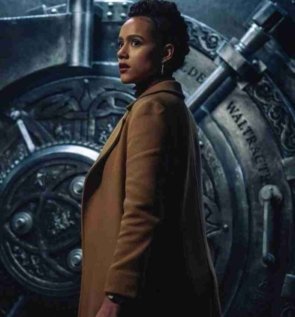 Gwendoline-Army-of-Thieves-Brown-Long-Coat.jpg