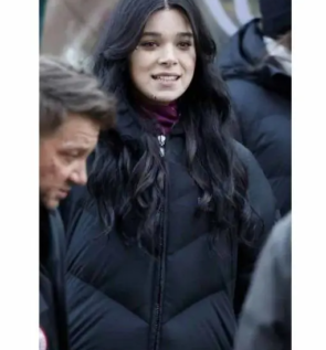 Hawkeye-Hailee-Steinfeld-Puffer-Coat1.png