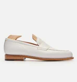 penny-men-white-loafers_45b2b67c-e629-48da-a23b-215553e17f2a-565214